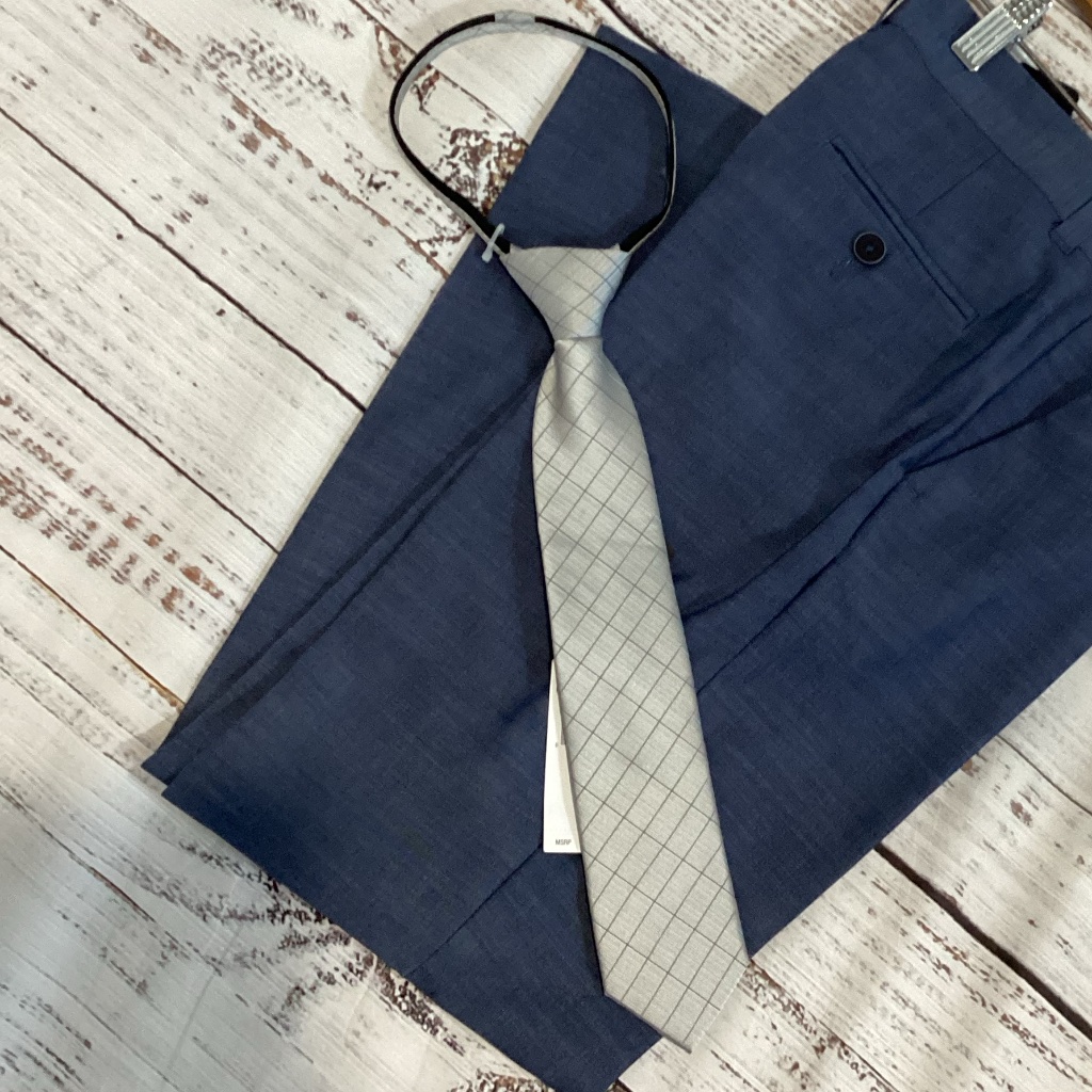 82 Boys Calvin Klein Grey  Light Blue SlipOn Tie Brand New